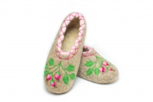 Felt slippers "Rosehip" | Online store of linen products «Linife»