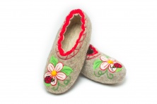 Felt slippers "Ladybug" | Online store of linen products «Linife»