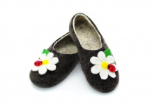 Felt slippers "Daisies classic" | Online store of linen products «Linife»
