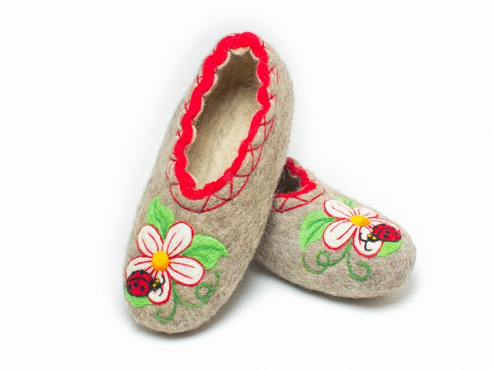 Felt slippers "Ladybug" | Online store of linen products «Linife»
