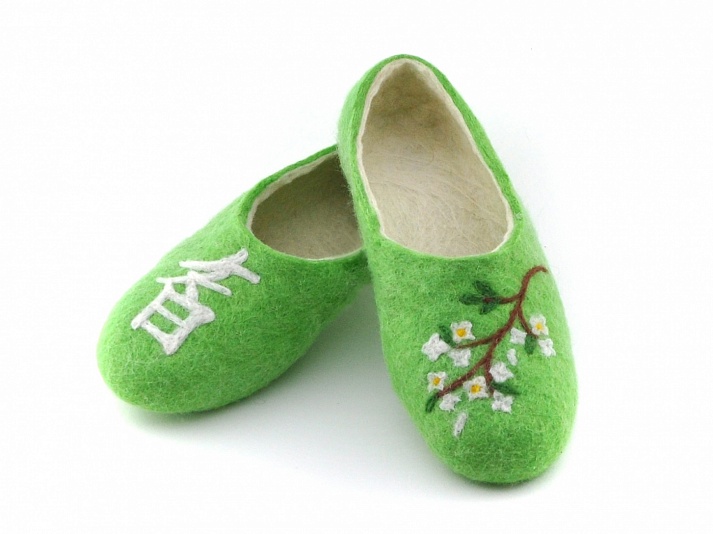 Felt slippers "Wisdom" | Online store of linen products «Linife»