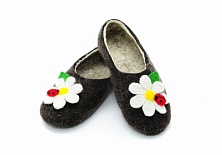 Купить Felt slippers "Daisies classic"