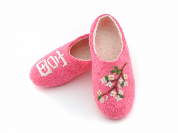 Felt slippers "Wealth" | Online store of linen products «Linife»