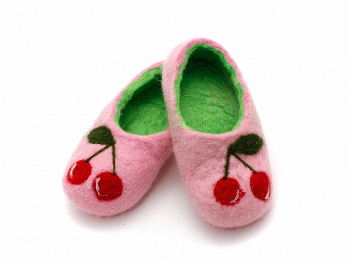 Children's slippers "Cherry" | Online store of linen products «Linife»